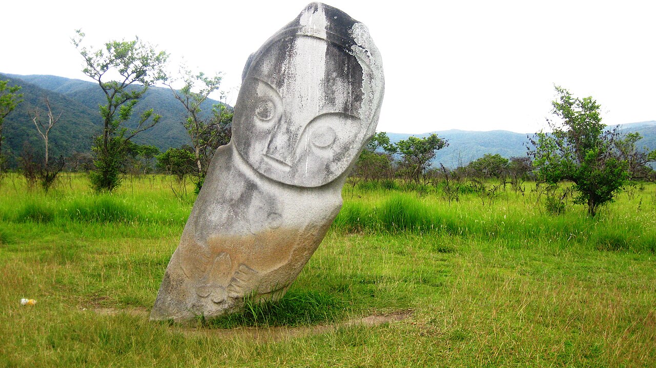 Jelajah Megalit Lore Lindu & Danau Tambing